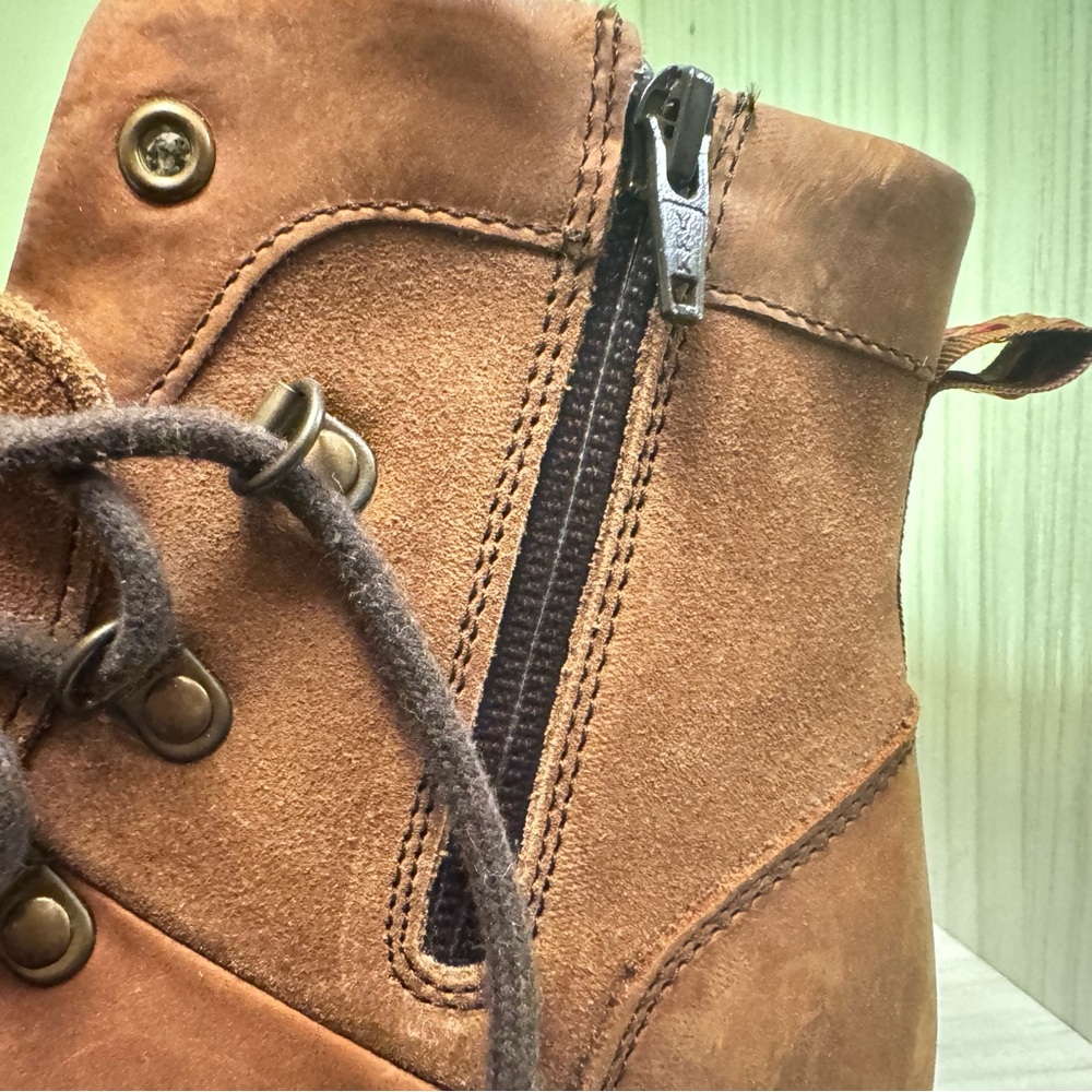 Kamik Tan Ankle Boots with Black Soles - Picture 7 of 8